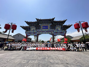 客户旅游，乔家大院